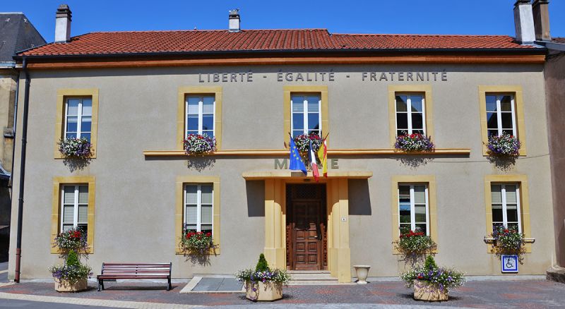 Mairie-facade-001.jpg